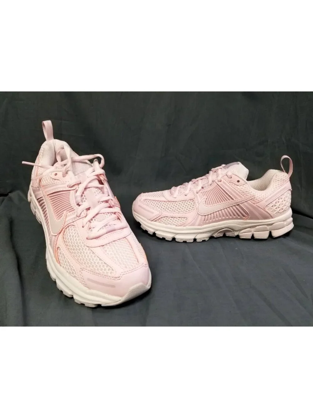 Nike Vomero 5 (GS) Sneakers HF6998 600 Pink Grey Girls Size 6 NEW IN BOX!